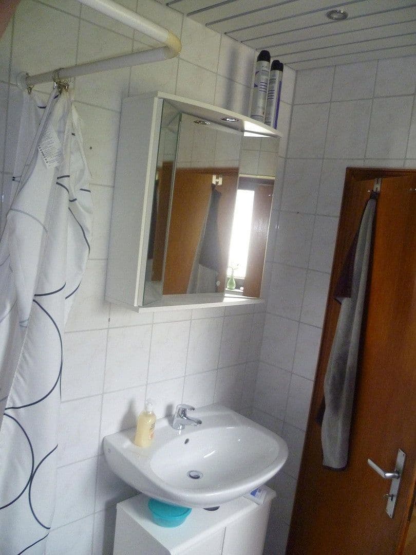 Prenájom bytu 3-izbový 67 m², Nistertal, Porýnie-Falcko Prenájom bytu 3-izbový 67 m², Nistertal, Porýnie-Falcko