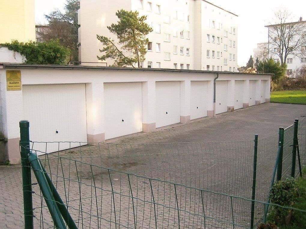 Prenájom bytu 4-izbový 106 m², Schillerstraße 77, Bensheim, Hesensko Prenájom bytu 4-izbový 106 m², Schillerstraße 77, Bensheim, Hesensko