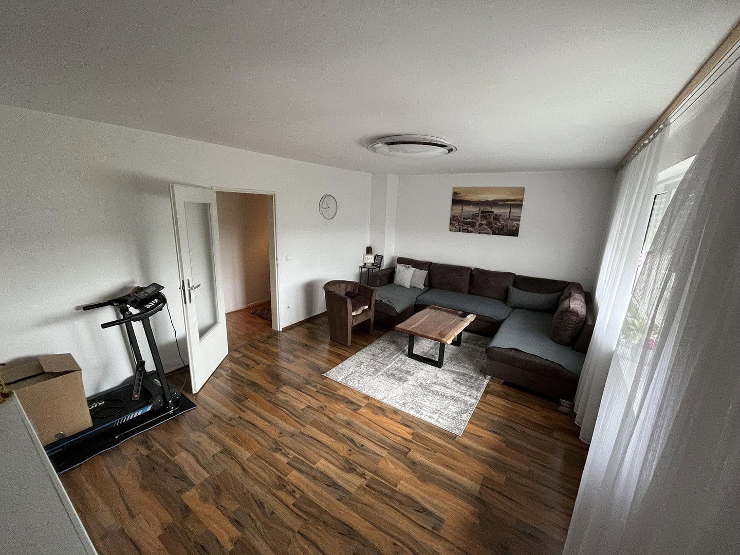 Prenájom bytu 4-izbový 106 m², Schillerstraße 77, Bensheim, Hesensko Prenájom bytu 4-izbový 106 m², Schillerstraße 77, Bensheim, Hesensko