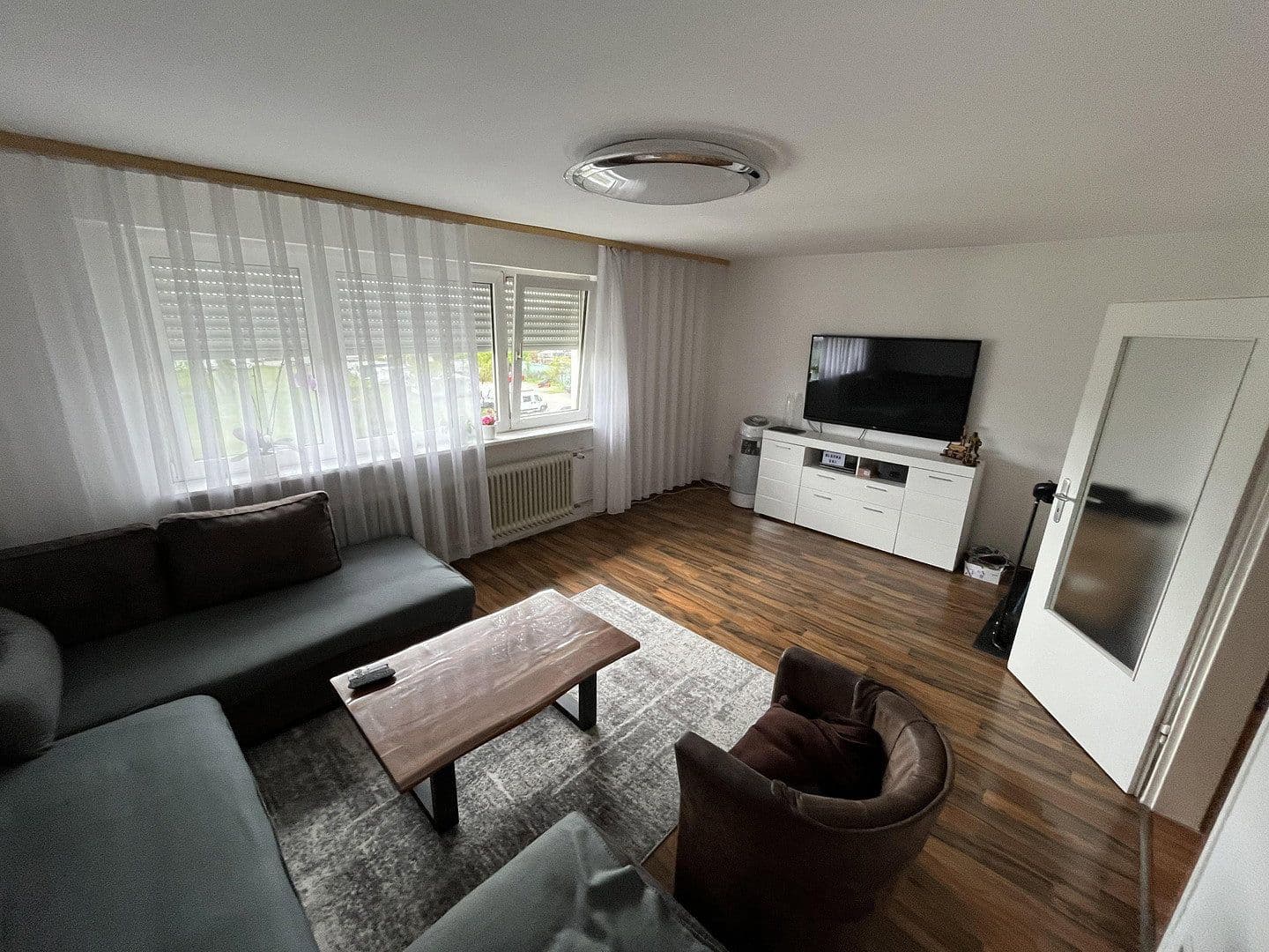 Prenájom bytu 4-izbový 106 m², Schillerstraße 77, Bensheim, Hesensko Prenájom bytu 4-izbový 106 m², Schillerstraße 77, Bensheim, Hesensko