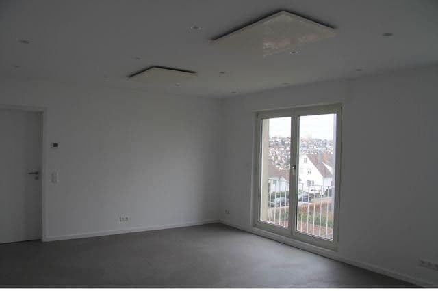 Prenájom bytu 2-izbový 51 m², Schloßwiesenweg, Esslingen am Neckar, Bádensko-Wurttembersko Prenájom bytu 2-izbový 51 m², Schloßwiesenweg, Esslingen am Neckar, Bádensko-Wurttembersko