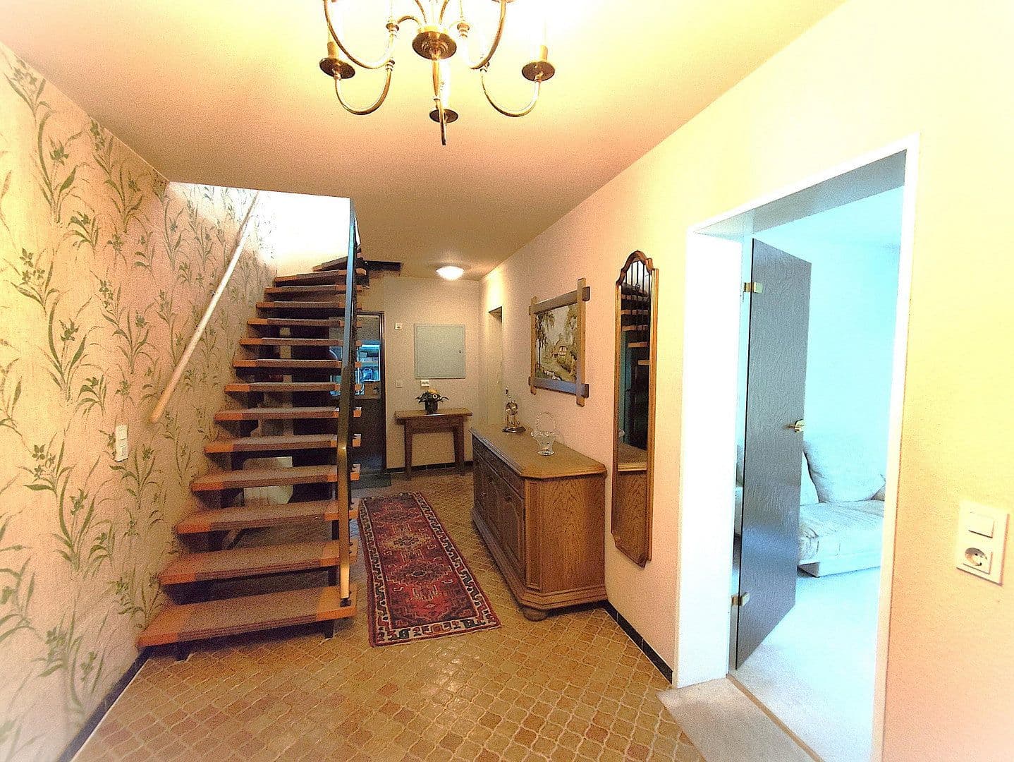 Predaj domu 247 m², pozemek 875 m², Pflasterwiese 7, Idstein, Hesensko Predaj domu 247 m², pozemek 875 m², Pflasterwiese 7, Idstein, Hesensko