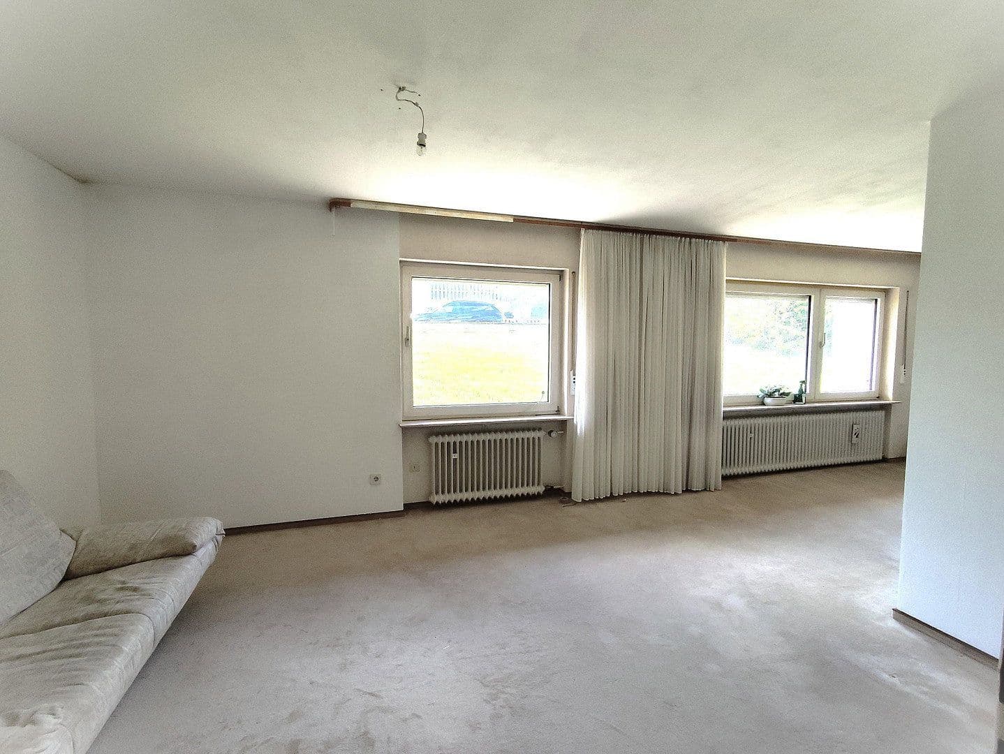 Predaj domu 247 m², pozemek 875 m², Pflasterwiese 7, Idstein, Hesensko Predaj domu 247 m², pozemek 875 m², Pflasterwiese 7, Idstein, Hesensko