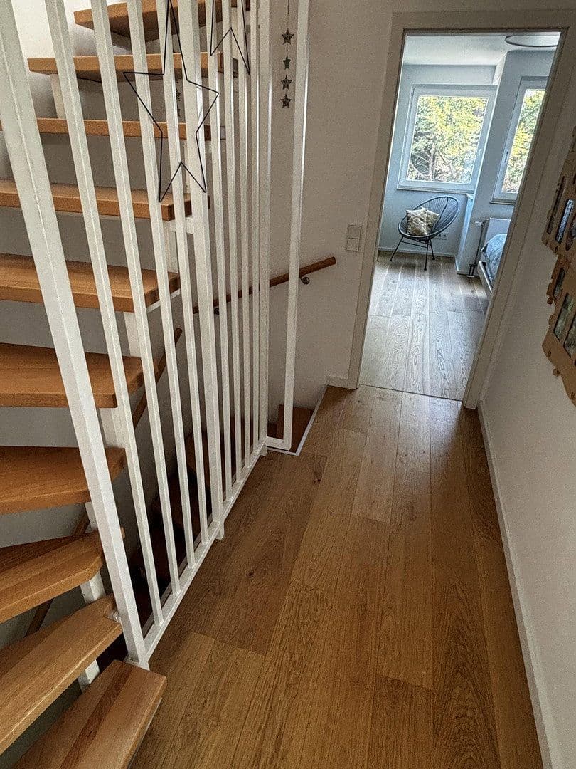 Predaj domu 124 m², pozemek 220 m², Düsseldorf, Severné Porýnie - Westfálsko Predaj domu 124 m², pozemek 220 m², Düsseldorf, Severné Porýnie - Westfálsko