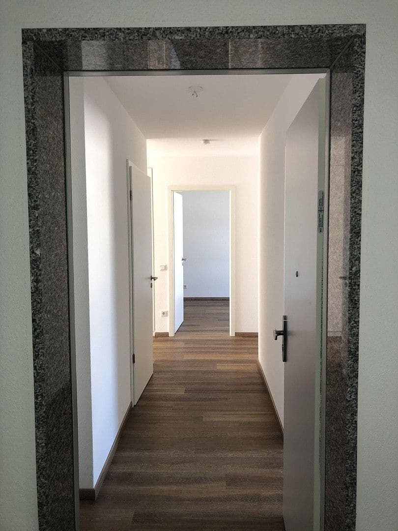 Prenájom bytu 3-izbový 87 m², Langenfeld (Rheinland), Severné Porýnie - Westfálsko Prenájom bytu 3-izbový 87 m², Langenfeld (Rheinland), Severné Porýnie - Westfálsko