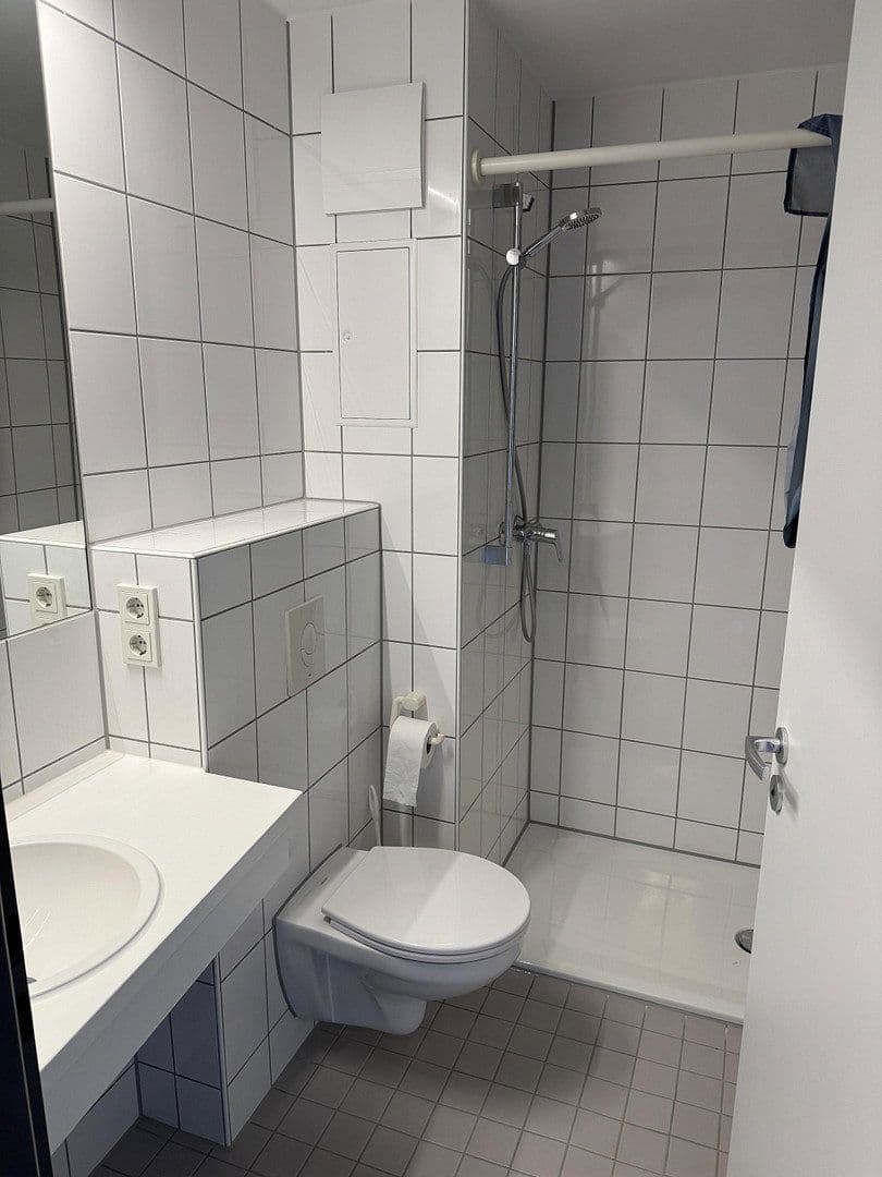 Prenájom bytu 1-izbový 17 m², Universitätsstraße 3, Regensburg, Bavorsko Prenájom bytu 1-izbový 17 m², Universitätsstraße 3, Regensburg, Bavorsko