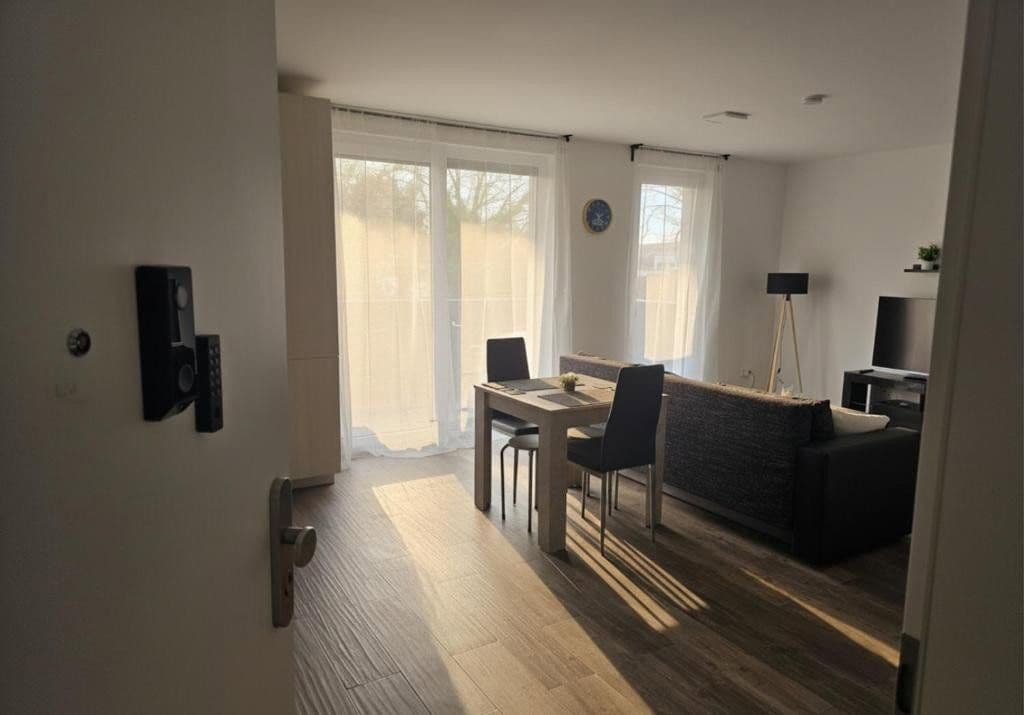 Prenájom bytu 2-izbový 48 m², Rheinstraße 115, Karlsruhe, Bádensko-Wurttembersko Prenájom bytu 2-izbový 48 m², Rheinstraße 115, Karlsruhe, Bádensko-Wurttembersko