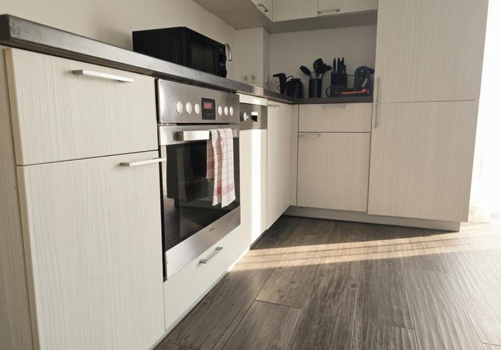 Prenájom bytu 2-izbový 48 m², Rheinstraße 115, Karlsruhe, Bádensko-Wurttembersko Prenájom bytu 2-izbový 48 m², Rheinstraße 115, Karlsruhe, Bádensko-Wurttembersko