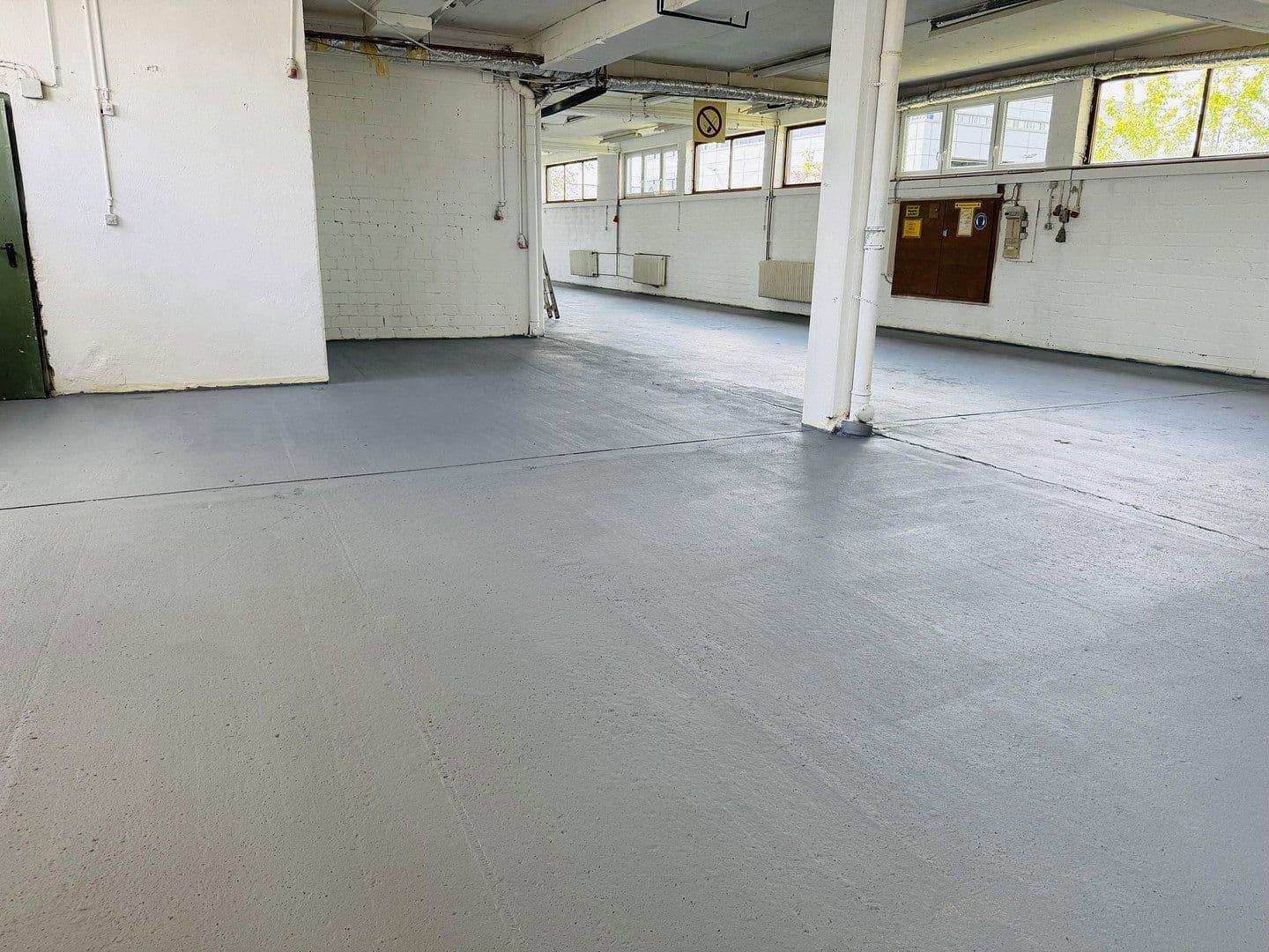 Prenájom nebytového priestoru 260 m², August-Borsig-Straße 5, Koblenz, Porýnie-Falcko Prenájom nebytového priestoru 260 m², August-Borsig-Straße 5, Koblenz, Porýnie-Falcko