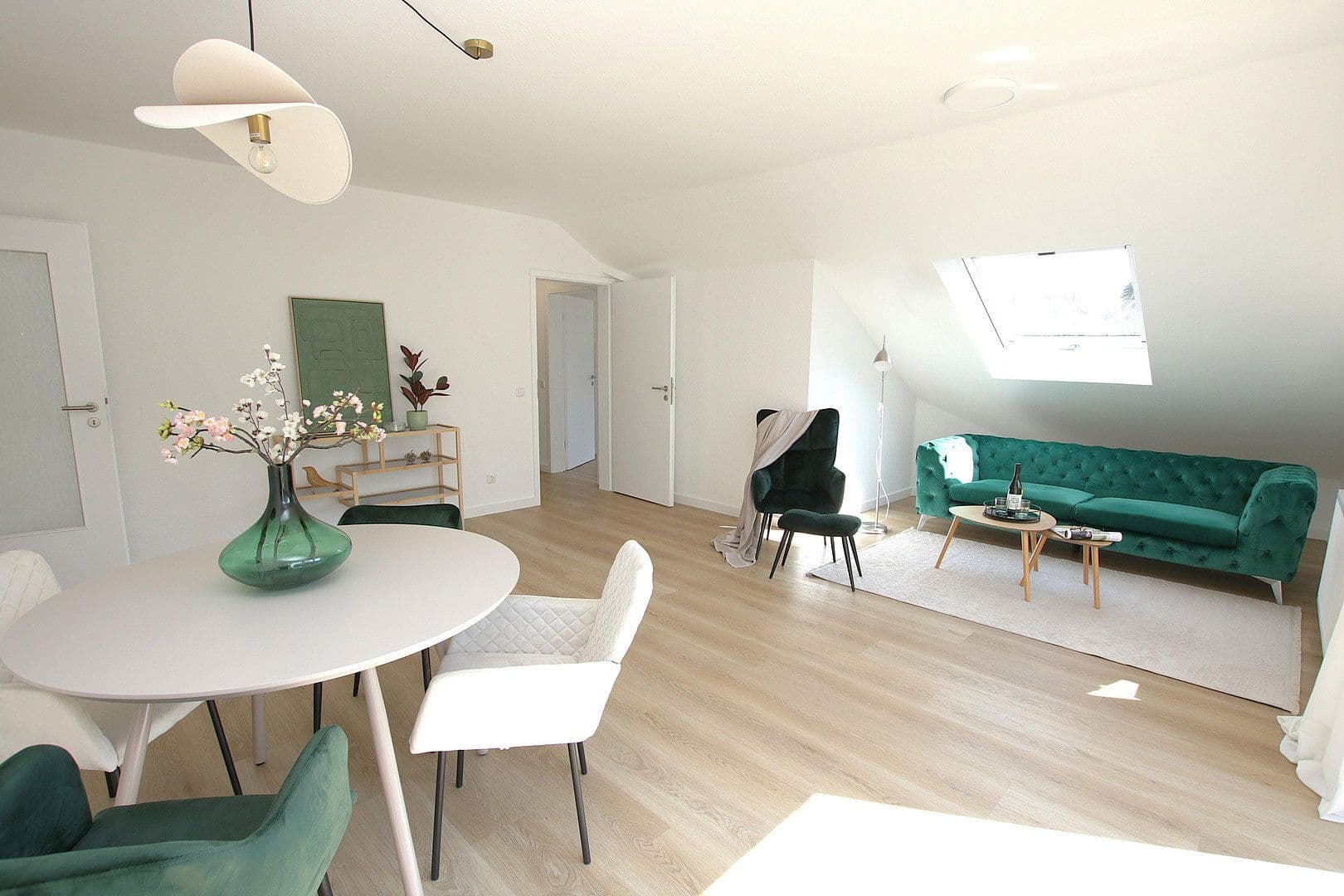 Predaj bytu 3-izbový 87 m², Marburg, Hesensko Predaj bytu 3-izbový 87 m², Marburg, Hesensko