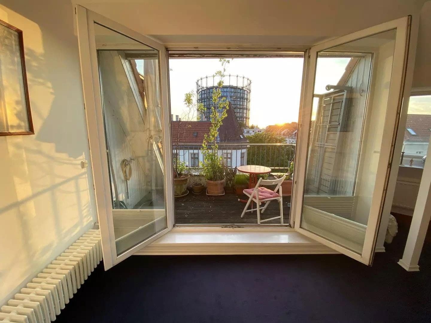 Prenájom bytu 2-izbový 54 m², Berlin, Berlín Prenájom bytu 2-izbový 54 m², Berlin, Berlín