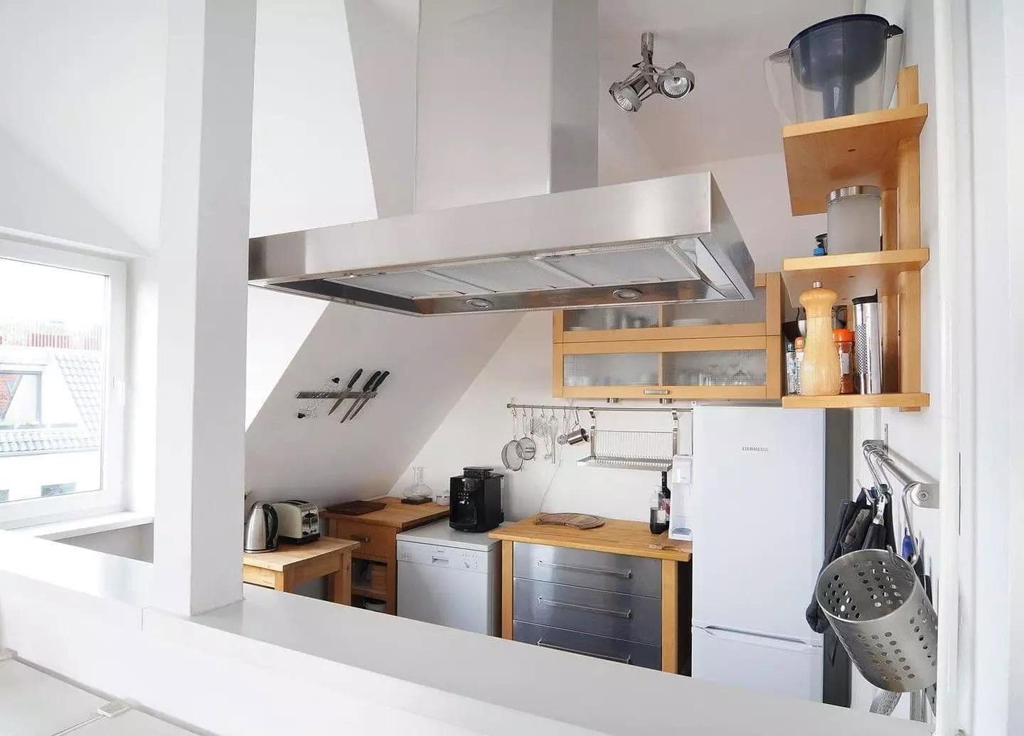 Prenájom bytu 2-izbový 54 m², Berlin, Berlín Prenájom bytu 2-izbový 54 m², Berlin, Berlín