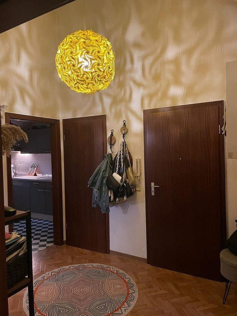 Prenájom bytu 2-izbový 64 m², Eisenberg (Pfalz), Porýnie-Falcko Prenájom bytu 2-izbový 64 m², Eisenberg (Pfalz), Porýnie-Falcko