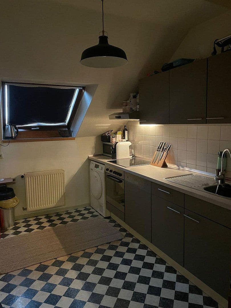 Prenájom bytu 2-izbový 64 m², Eisenberg (Pfalz), Porýnie-Falcko Prenájom bytu 2-izbový 64 m², Eisenberg (Pfalz), Porýnie-Falcko