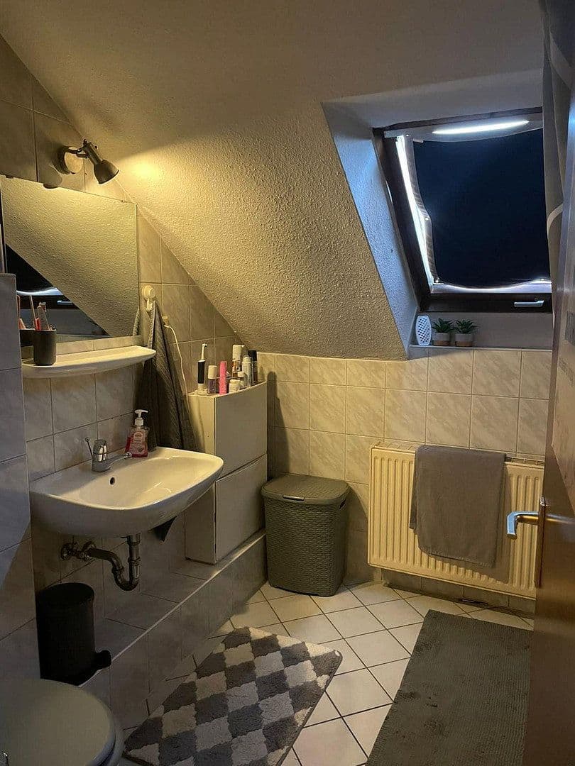 Prenájom bytu 2-izbový 64 m², Eisenberg (Pfalz), Porýnie-Falcko Prenájom bytu 2-izbový 64 m², Eisenberg (Pfalz), Porýnie-Falcko