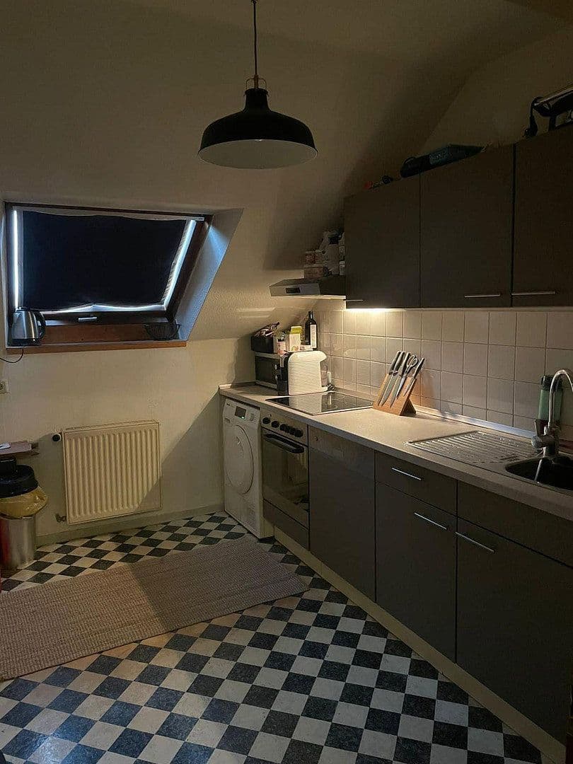 Prenájom bytu 2-izbový 64 m², Eisenberg (Pfalz), Porýnie-Falcko Prenájom bytu 2-izbový 64 m², Eisenberg (Pfalz), Porýnie-Falcko