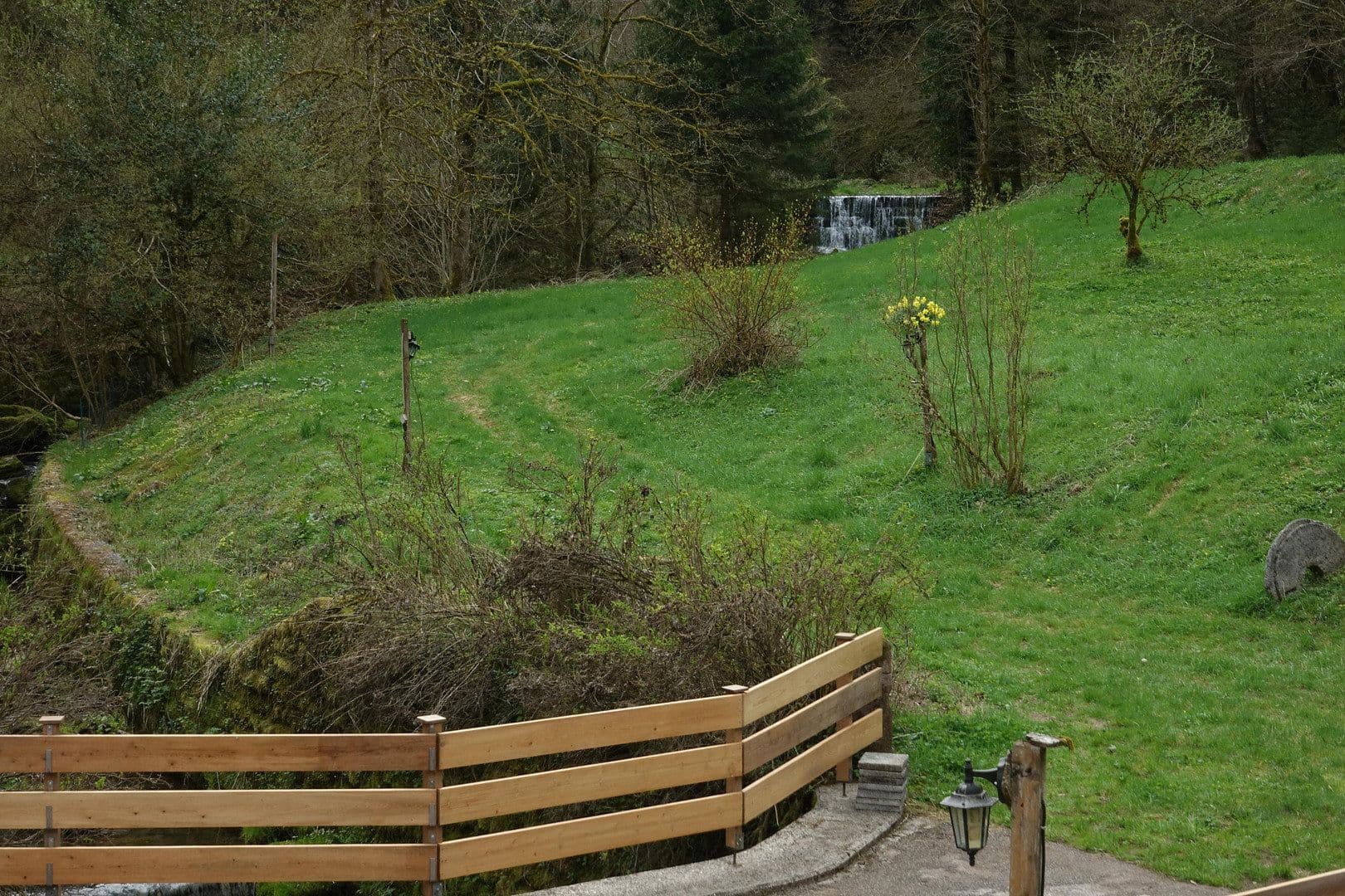 Predaj domu 200 m², pozemek 20.000 m², Alpirsbach, Bádensko-Wurttembersko Predaj domu 200 m², pozemek 20.000 m², Alpirsbach, Bádensko-Wurttembersko