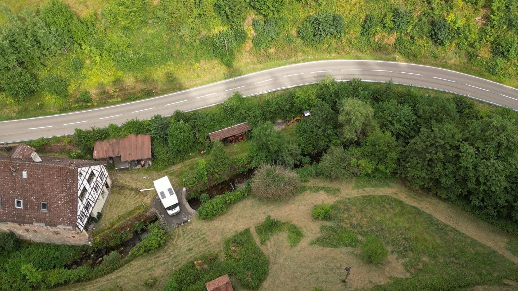 Predaj domu 200 m², pozemek 20.000 m², Alpirsbach, Bádensko-Wurttembersko Predaj domu 200 m², pozemek 20.000 m², Alpirsbach, Bádensko-Wurttembersko