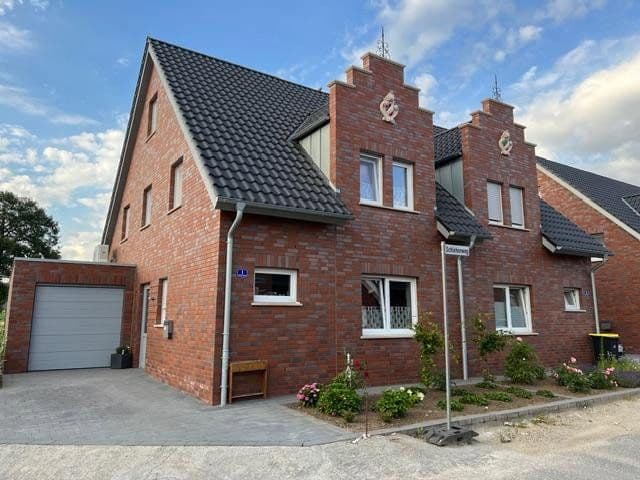 Prenájom domu 129 m², pozemek 250 m², Schlehenweg 1, Stadtlohn, Severné Porýnie - Westfálsko Prenájom domu 129 m², pozemek 250 m², Schlehenweg 1, Stadtlohn, Severné Porýnie - Westfálsko