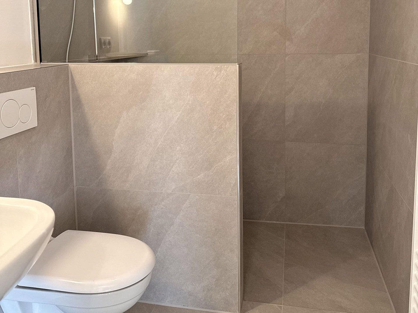 Prenájom bytu 2-izbový 75 m², Hittfelder Straße 6a, Rosengarten, Dolné Sasko Prenájom bytu 2-izbový 75 m², Hittfelder Straße 6a, Rosengarten, Dolné Sasko