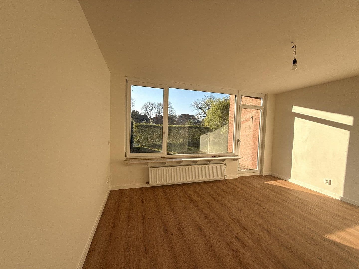 Prenájom bytu 2-izbový 75 m², Hittfelder Straße 6a, Rosengarten, Dolné Sasko Prenájom bytu 2-izbový 75 m², Hittfelder Straße 6a, Rosengarten, Dolné Sasko