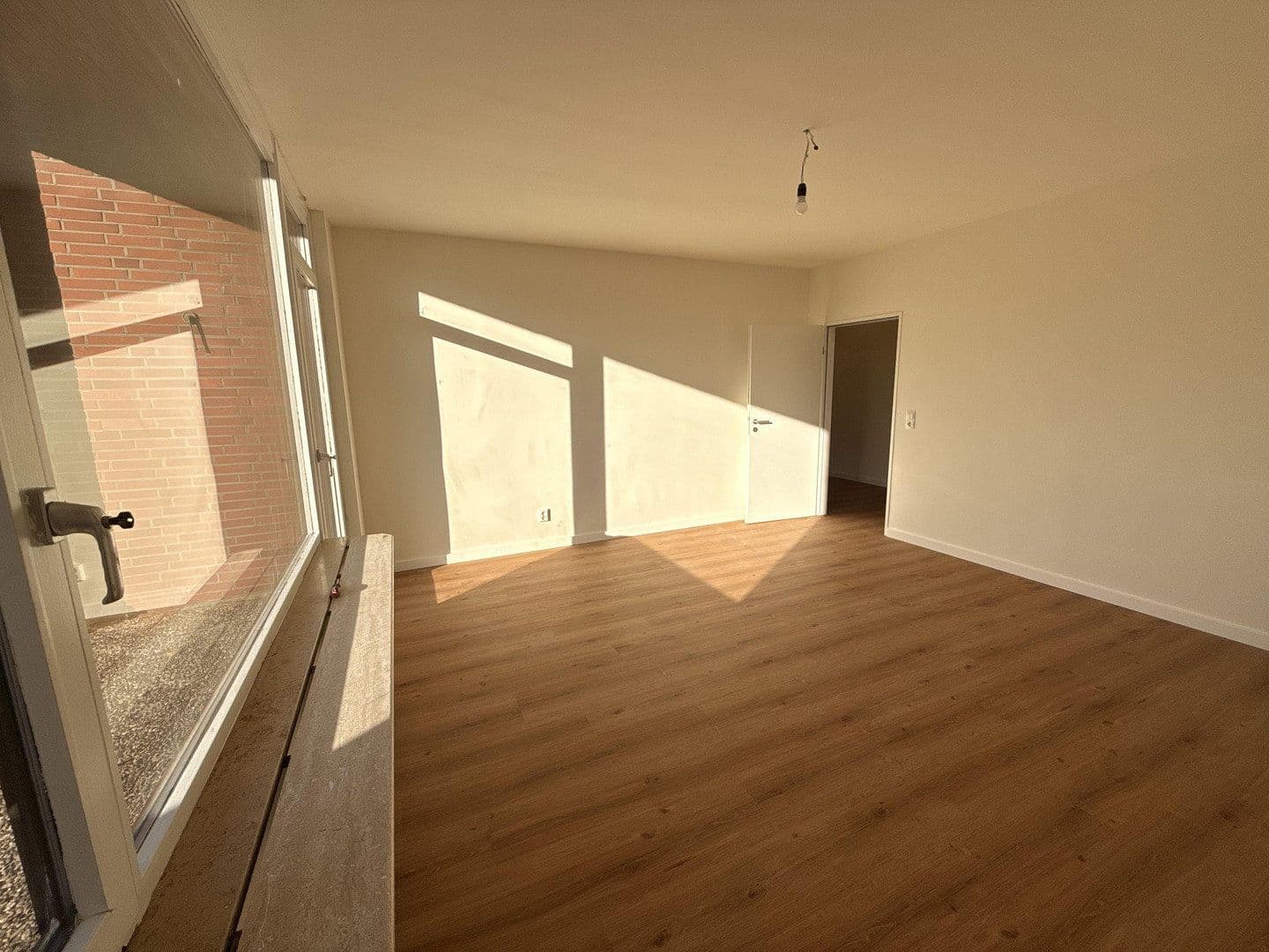 Prenájom bytu 2-izbový 75 m², Hittfelder Straße 6a, Rosengarten, Dolné Sasko Prenájom bytu 2-izbový 75 m², Hittfelder Straße 6a, Rosengarten, Dolné Sasko
