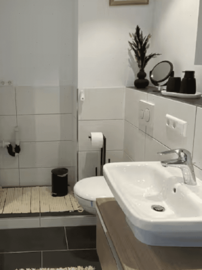 Prenájom bytu 2-izbový 51 m², Kirchpl. 1, Offenburg, Bádensko-Wurttembersko Prenájom bytu 2-izbový 51 m², Kirchpl. 1, Offenburg, Bádensko-Wurttembersko