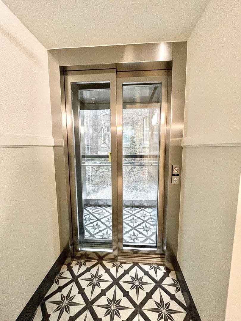 Predaj bytu 3-izbový 77 m², Düsseldorf, Severné Porýnie - Westfálsko Predaj bytu 3-izbový 77 m², Düsseldorf, Severné Porýnie - Westfálsko