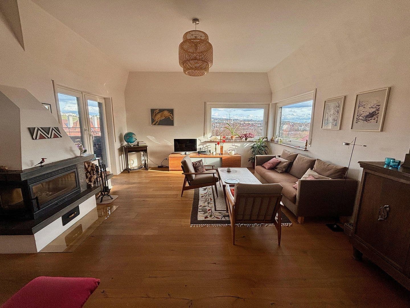 Predaj bytu 5-izbový 152 m², Stuttgart, Bádensko-Wurttembersko Predaj bytu 5-izbový 152 m², Stuttgart, Bádensko-Wurttembersko