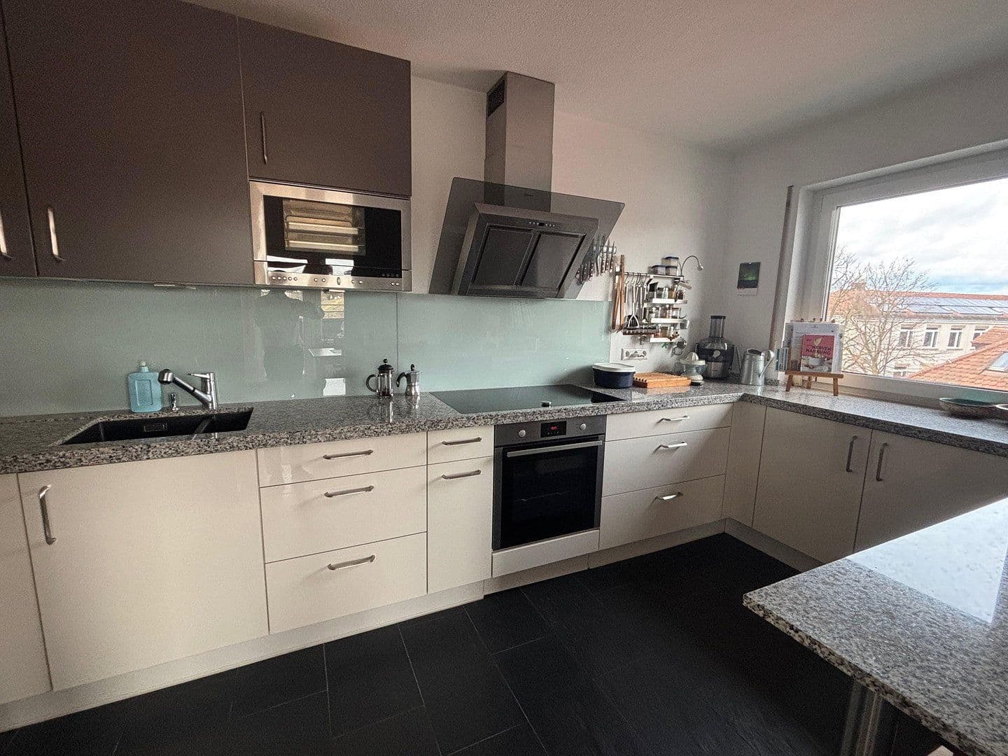 Predaj bytu 5-izbový 152 m², Stuttgart, Bádensko-Wurttembersko Predaj bytu 5-izbový 152 m², Stuttgart, Bádensko-Wurttembersko