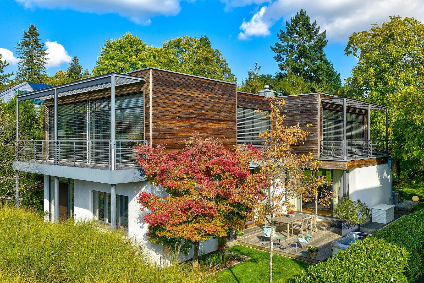 Predaj domu 343 m², pozemek 837 m², Wiesbaden, Hesensko Predaj domu 343 m², pozemek 837 m², Wiesbaden, Hesensko