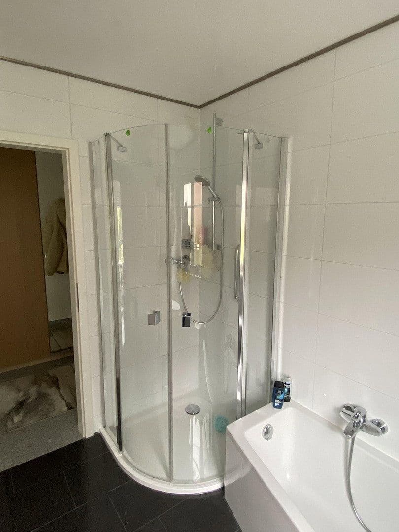 Predaj bytu 4-izbový 96 m², Rheinstrasse 89, Bremerhaven, Brémy Predaj bytu 4-izbový 96 m², Rheinstrasse 89, Bremerhaven, Brémy