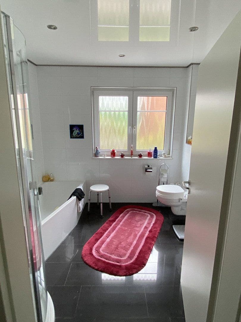 Predaj bytu 4-izbový 96 m², Rheinstrasse 89, Bremerhaven, Brémy Predaj bytu 4-izbový 96 m², Rheinstrasse 89, Bremerhaven, Brémy
