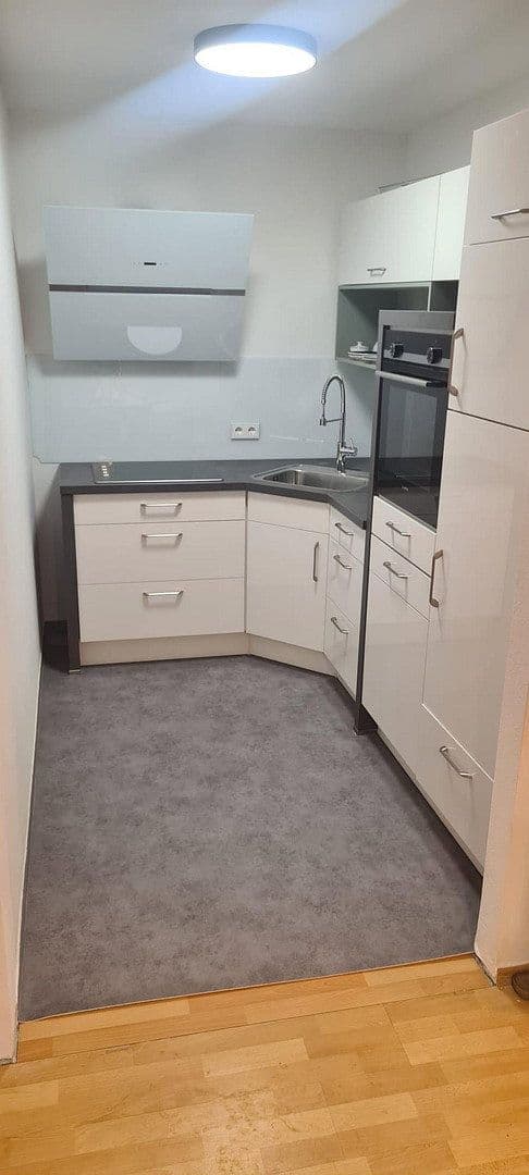 Prenájom bytu 1-izbový 50 m², Nuthestrasse, Teltow, Brandenbursko Prenájom bytu 1-izbový 50 m², Nuthestrasse, Teltow, Brandenbursko