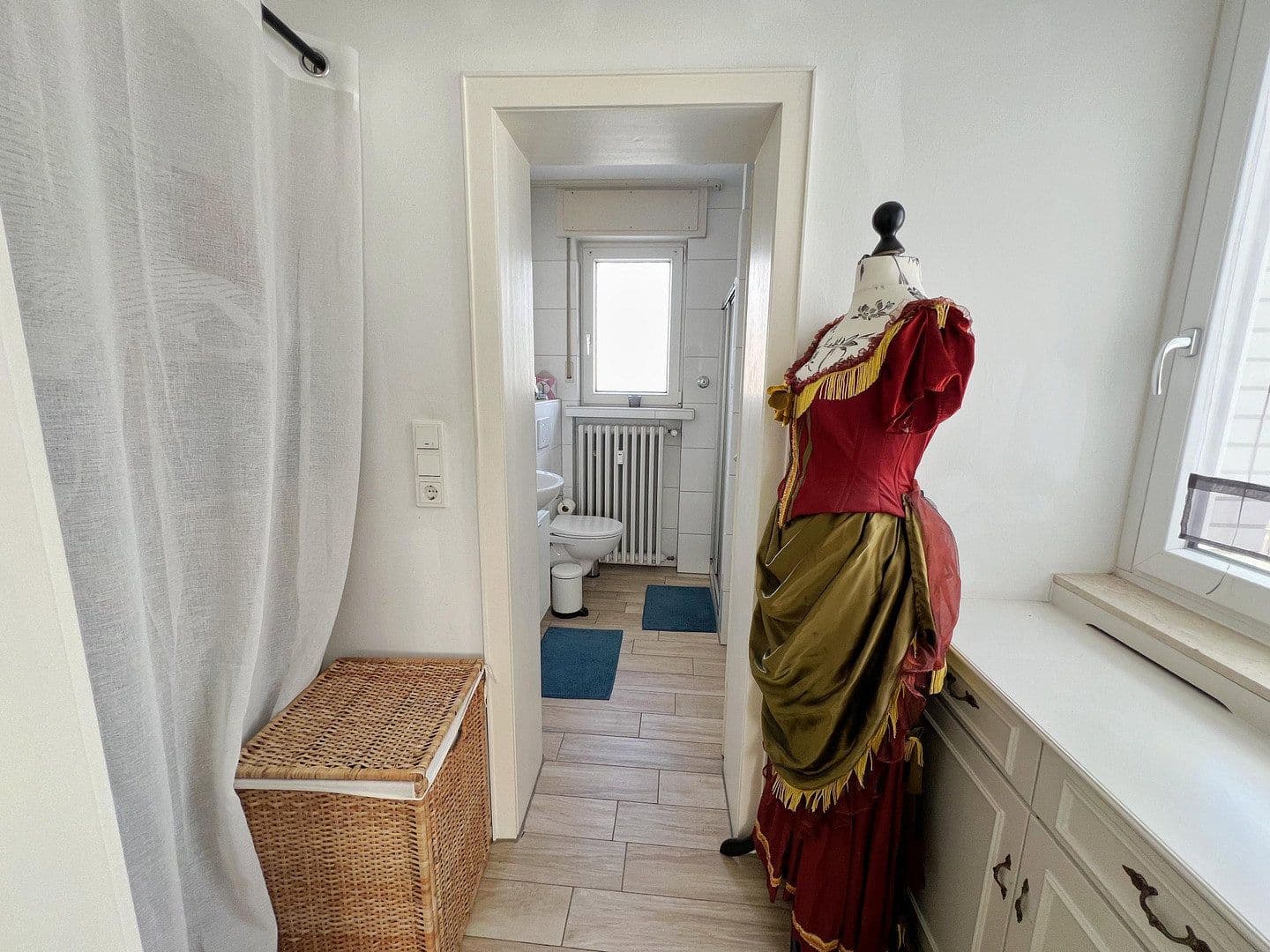 Prenájom bytu 2-izbový 63 m², Josefstr. 7, Siegburg, Severné Porýnie - Westfálsko Prenájom bytu 2-izbový 63 m², Josefstr. 7, Siegburg, Severné Porýnie - Westfálsko