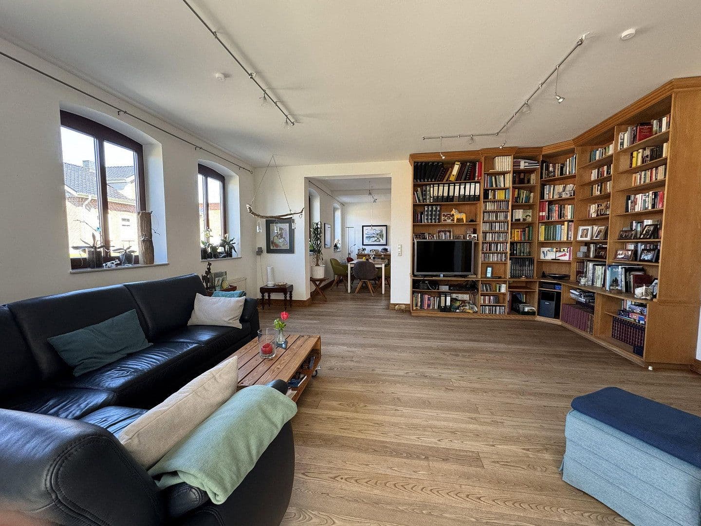 Predaj domu 338 m², pozemek 979 m², Niesgrau, Šlezvicko-Holštajnsko Predaj domu 338 m², pozemek 979 m², Niesgrau, Šlezvicko-Holštajnsko