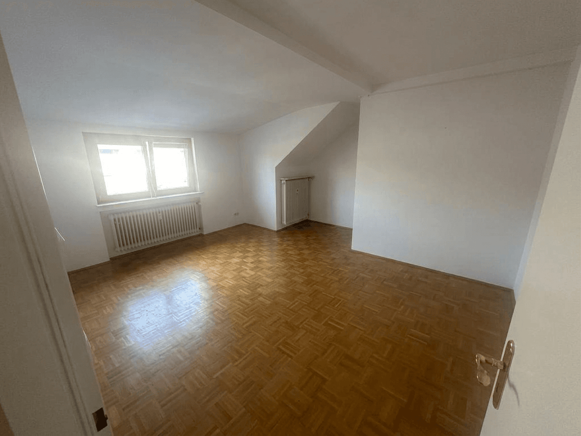 Prenájom bytu 3-izbový 87 m², Am Auweg 15, Frankfurt Harheim, Hesensko Prenájom bytu 3-izbový 87 m², Am Auweg 15, Frankfurt Harheim, Hesensko