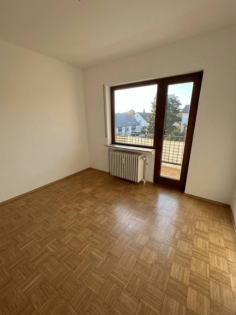 Prenájom bytu 3-izbový 87 m², Am Auweg 15, Frankfurt Harheim, Hesensko Prenájom bytu 3-izbový 87 m², Am Auweg 15, Frankfurt Harheim, Hesensko