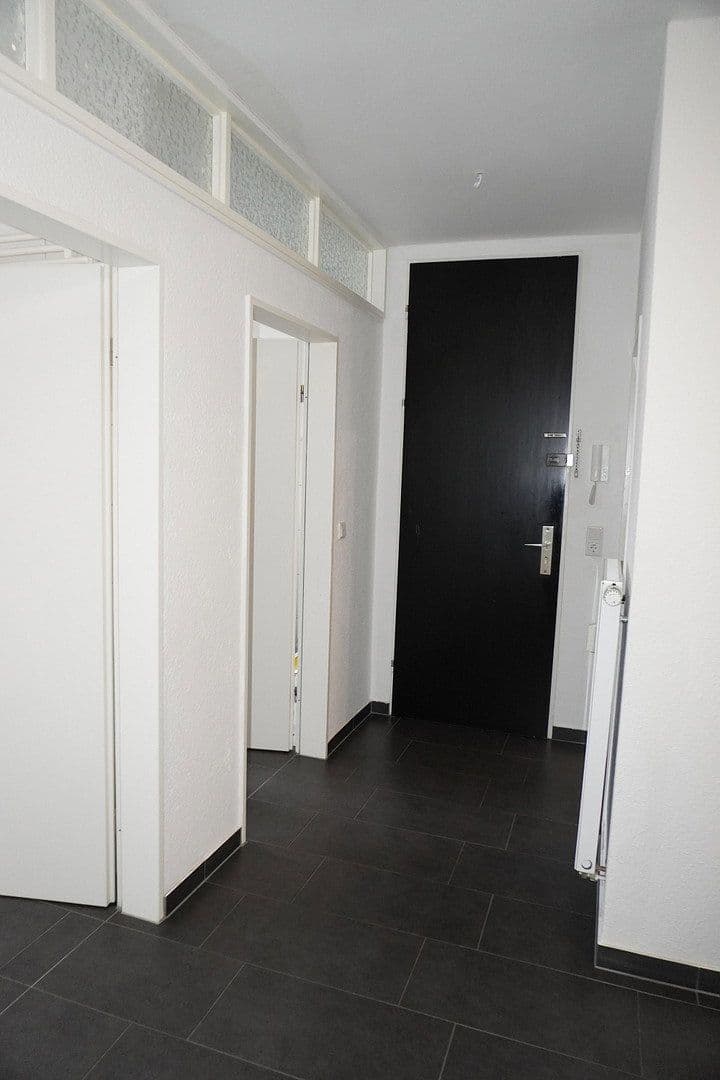 Prenájom bytu 3-izbový 110 m², Goethestr.3, Leverkusen, Severné Porýnie - Westfálsko Prenájom bytu 3-izbový 110 m², Goethestr.3, Leverkusen, Severné Porýnie - Westfálsko