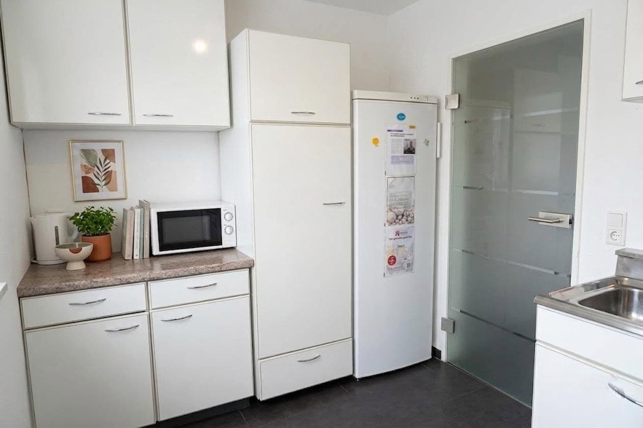 Prenájom bytu 3-izbový 110 m², Goethestr.3, Leverkusen, Severné Porýnie - Westfálsko Prenájom bytu 3-izbový 110 m², Goethestr.3, Leverkusen, Severné Porýnie - Westfálsko