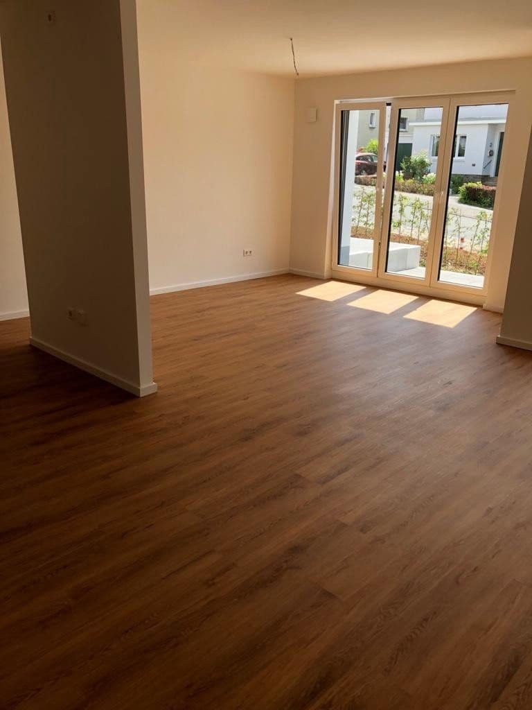 Prenájom bytu 3-izbový 80 m², Brücherhofstrasse 74, Dortmund, Severné Porýnie - Westfálsko Prenájom bytu 3-izbový 80 m², Brücherhofstrasse 74, Dortmund, Severné Porýnie - Westfálsko