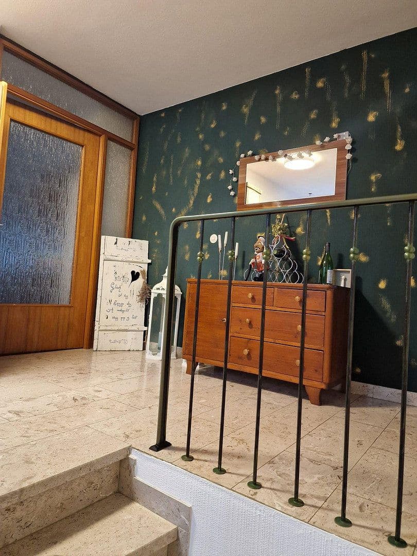 Predaj domu 217 m², pozemek 1.035 m², Riedlingen, Bádensko-Wurttembersko Predaj domu 217 m², pozemek 1.035 m², Riedlingen, Bádensko-Wurttembersko