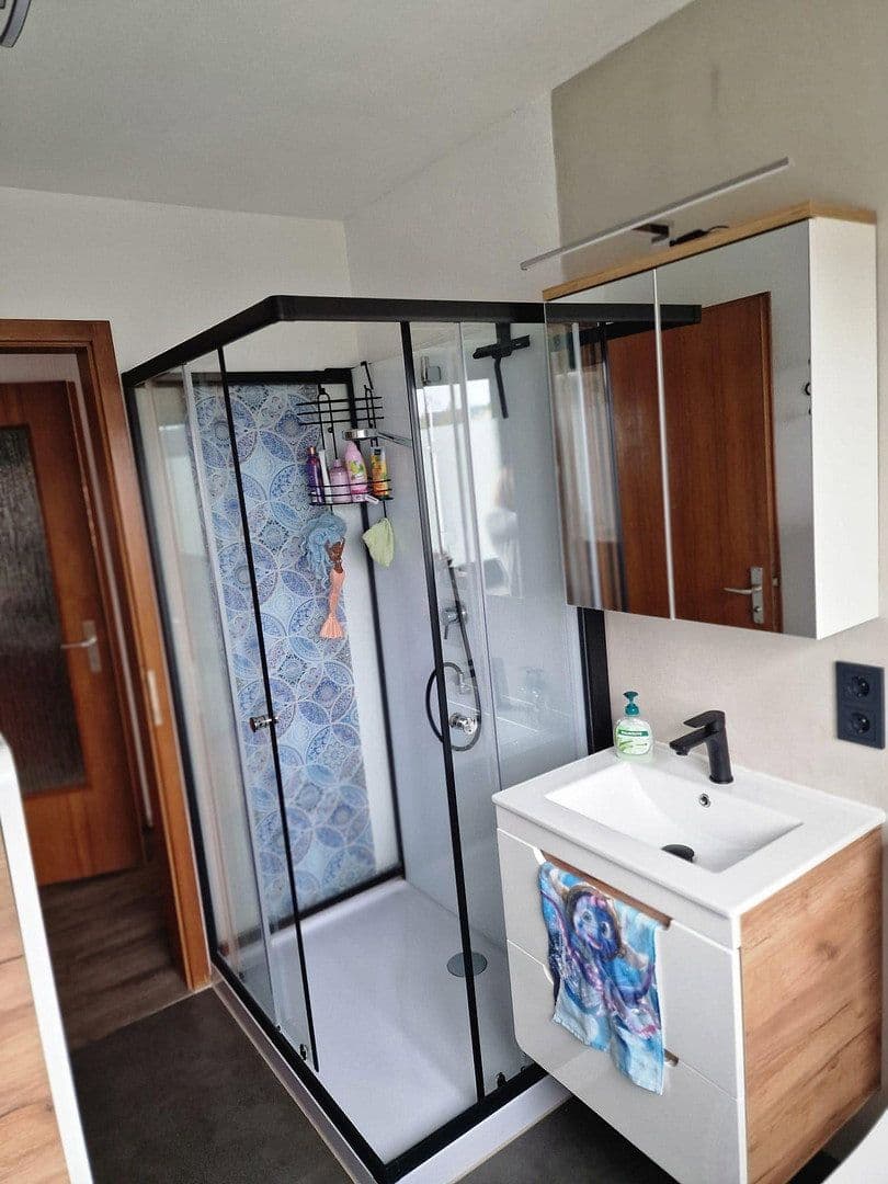 Predaj domu 217 m², pozemek 1.035 m², Riedlingen, Bádensko-Wurttembersko Predaj domu 217 m², pozemek 1.035 m², Riedlingen, Bádensko-Wurttembersko