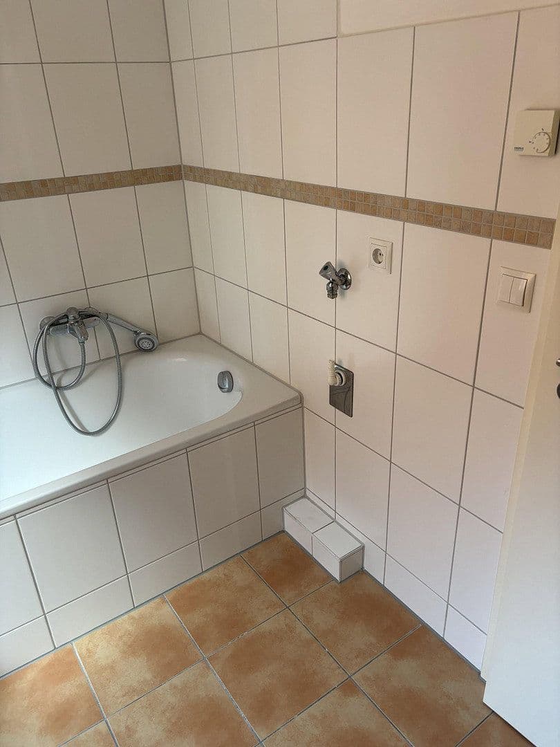 Prenájom bytu 3-izbový 83 m², Hamburg, Hamburg Prenájom bytu 3-izbový 83 m², Hamburg, Hamburg