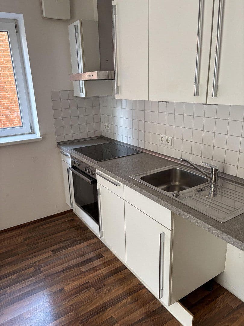 Prenájom bytu 3-izbový 83 m², Hamburg, Hamburg Prenájom bytu 3-izbový 83 m², Hamburg, Hamburg