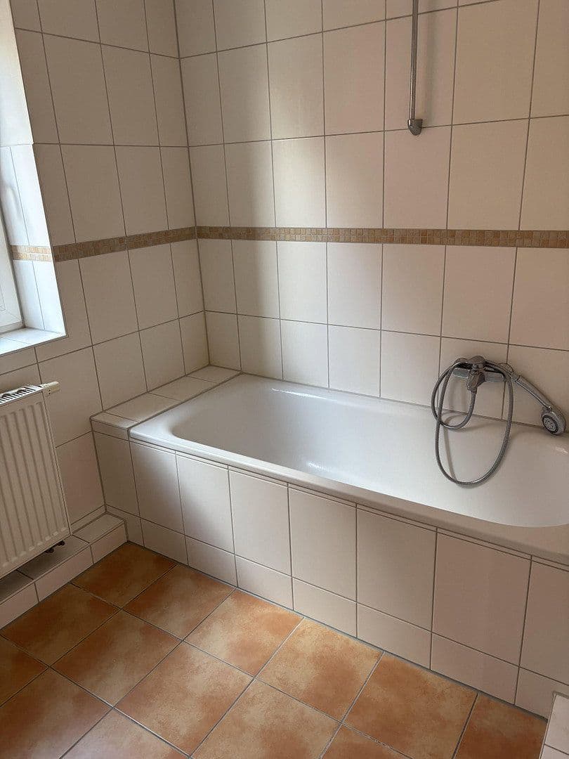 Prenájom bytu 3-izbový 83 m², Hamburg, Hamburg Prenájom bytu 3-izbový 83 m², Hamburg, Hamburg