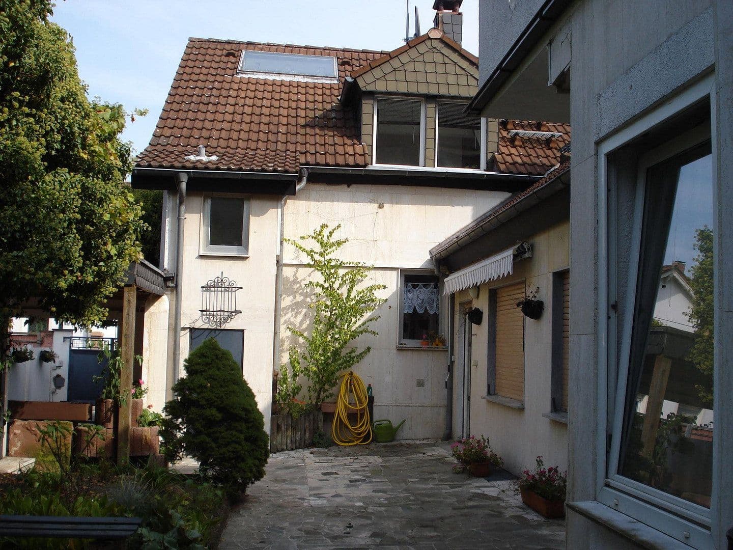 Predaj domu 145 m², pozemek 297 m², Darmstadt, Hesensko Predaj domu 145 m², pozemek 297 m², Darmstadt, Hesensko