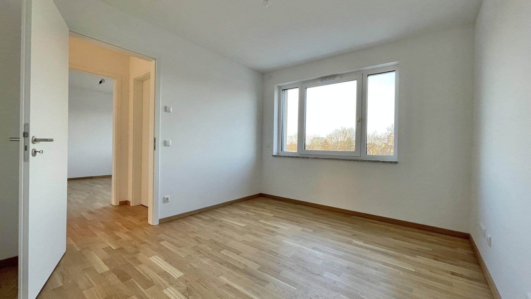 Prenájom bytu 3-izbový 86 m², Nürnberg, Bavorsko Prenájom bytu 3-izbový 86 m², Nürnberg, Bavorsko