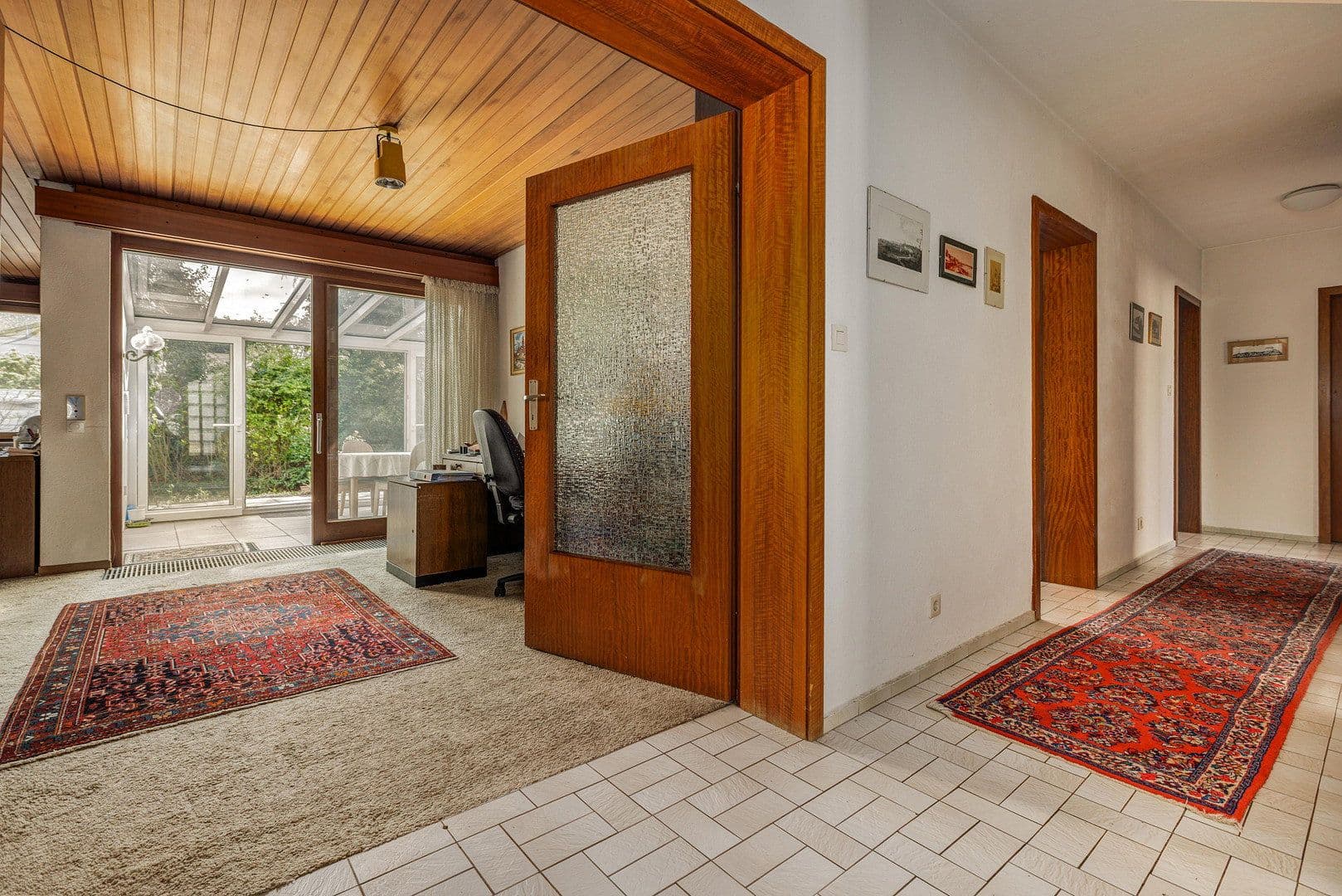 Predaj domu 162 m², pozemek 546 m², Mainz, Porýnie-Falcko Predaj domu 162 m², pozemek 546 m², Mainz, Porýnie-Falcko