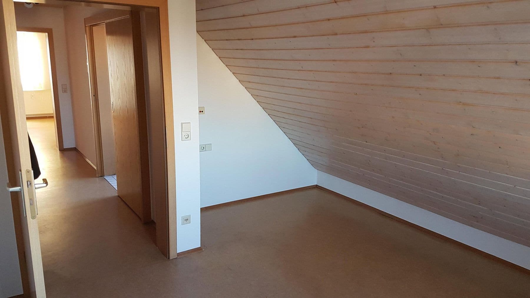 Predaj bytu 1-izbový 48 m², Birkenfeldstraße 5, Bad Wimpfen, Bádensko-Wurttembersko Predaj bytu 1-izbový 48 m², Birkenfeldstraße 5, Bad Wimpfen, Bádensko-Wurttembersko
